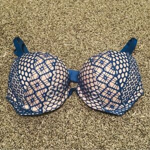 Victoria's Secret Blue and Nude Bombshell Plunge Size 32B